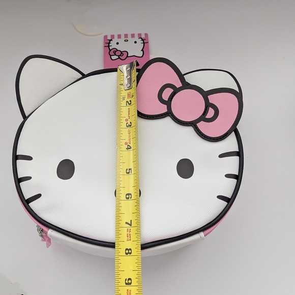 NWT Hello Kitty Face/Round Shaped Insulated Lunch/Snack Box/Bag/Pail/Tote - Picture 8 of 16